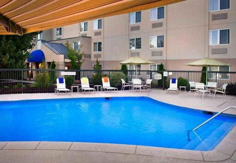 Fairfield By Marriott Inn & Suites Wallingford New Haven Екстериор снимка